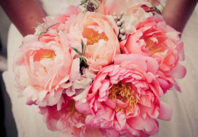 Match your wedding-day flowers to your fragrance