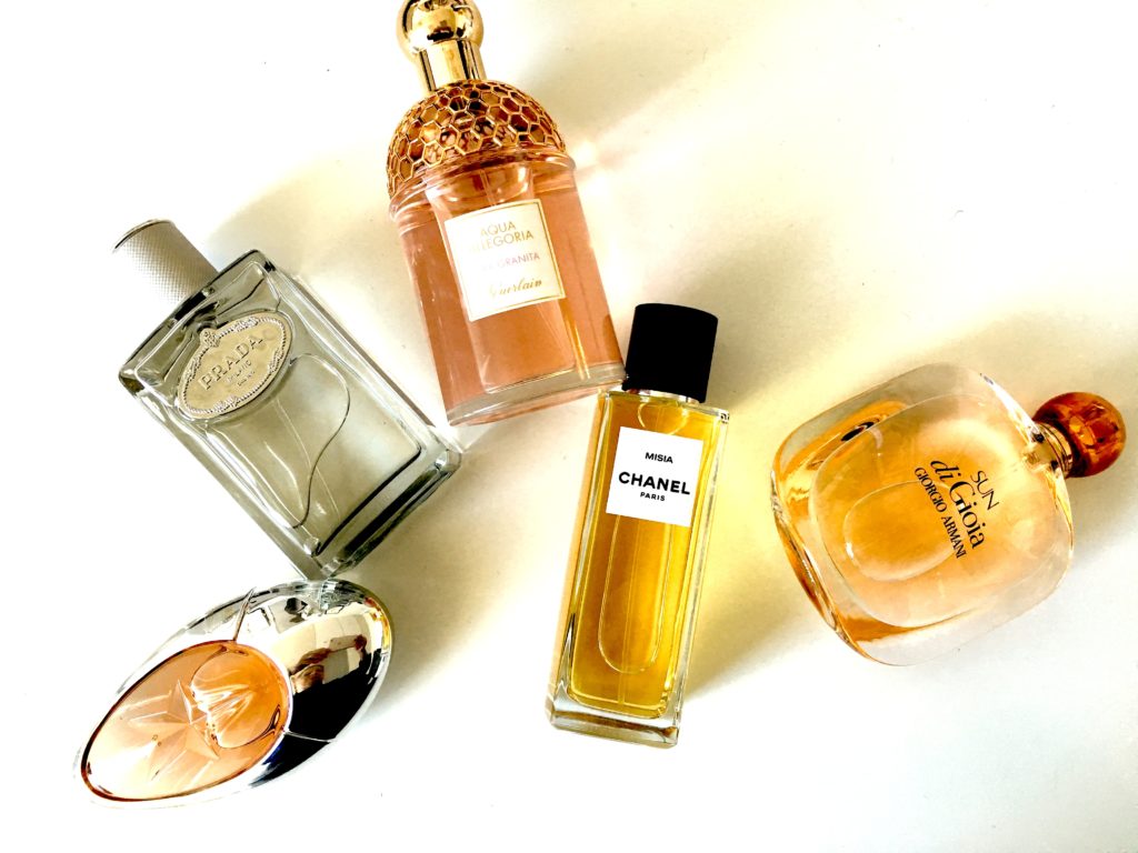 Not sure what Mother's Day perfumes would be the best gift? Stick to mom's favourite brand and choose something new.